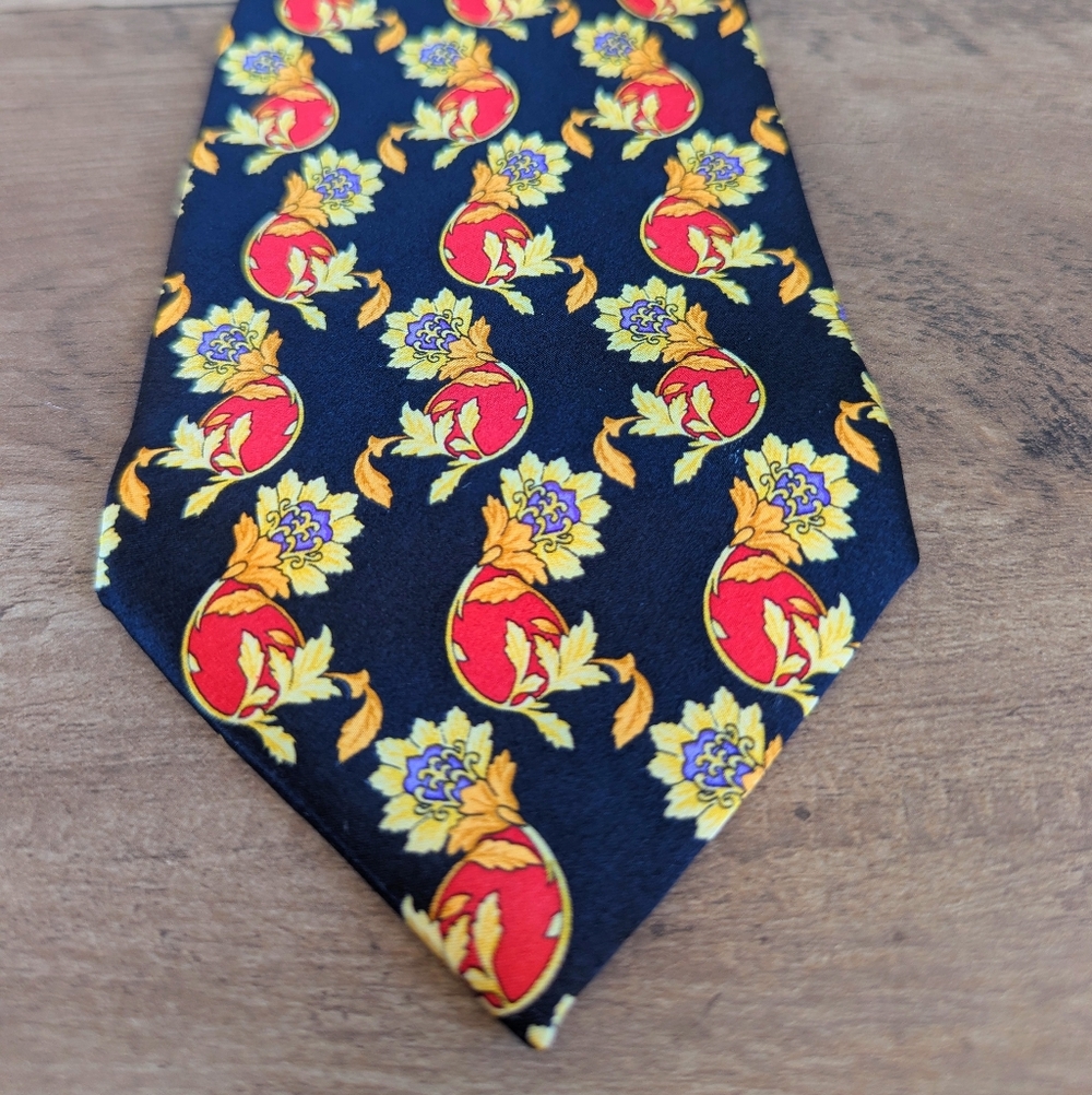 DaVinci Black Silk Tie with Red and Gold Floral Medallions